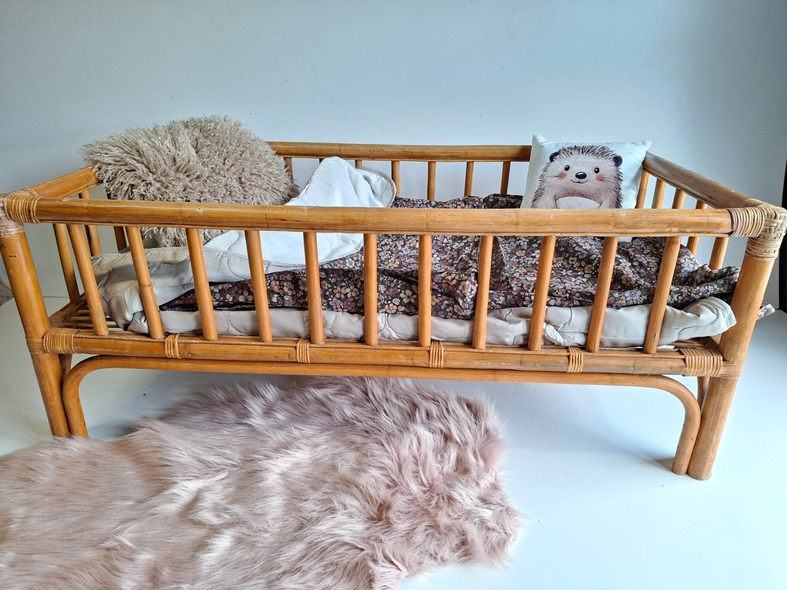 Bamboe kinderbedje - 53x129x69 cm (zonder matras), Ophalen, Overige materialen, Gebruikt, Bruin