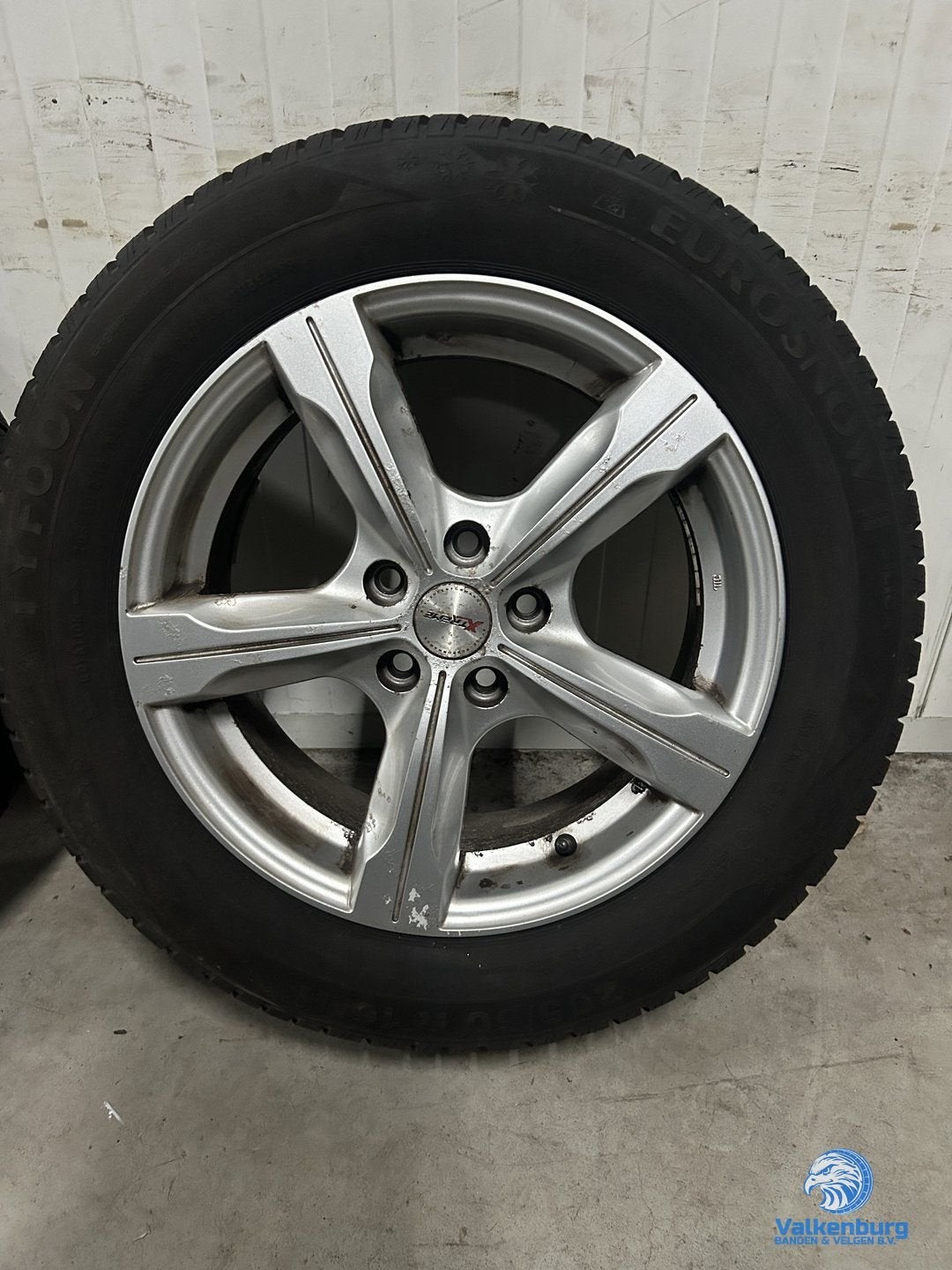 7-8mm! Opel Astra J 16 inch velgen 5x105 winterbanden 205/60, Gebruikt, -, Banden en Velgen, -