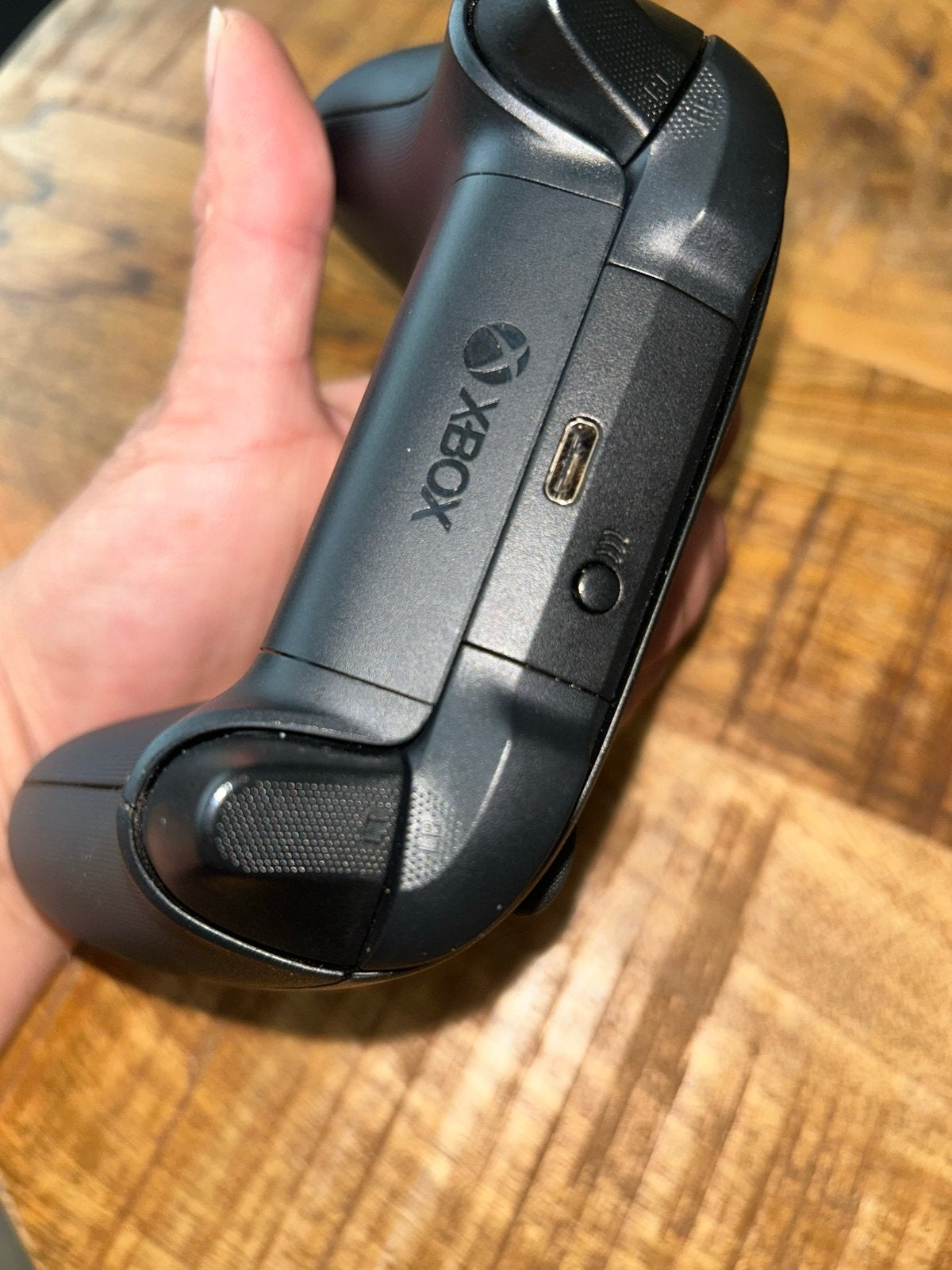 Microsoft Xbox Wireless Controller (Carbon Black), Ophalen of Verzenden, Zo goed als nieuw, Xbox Series X