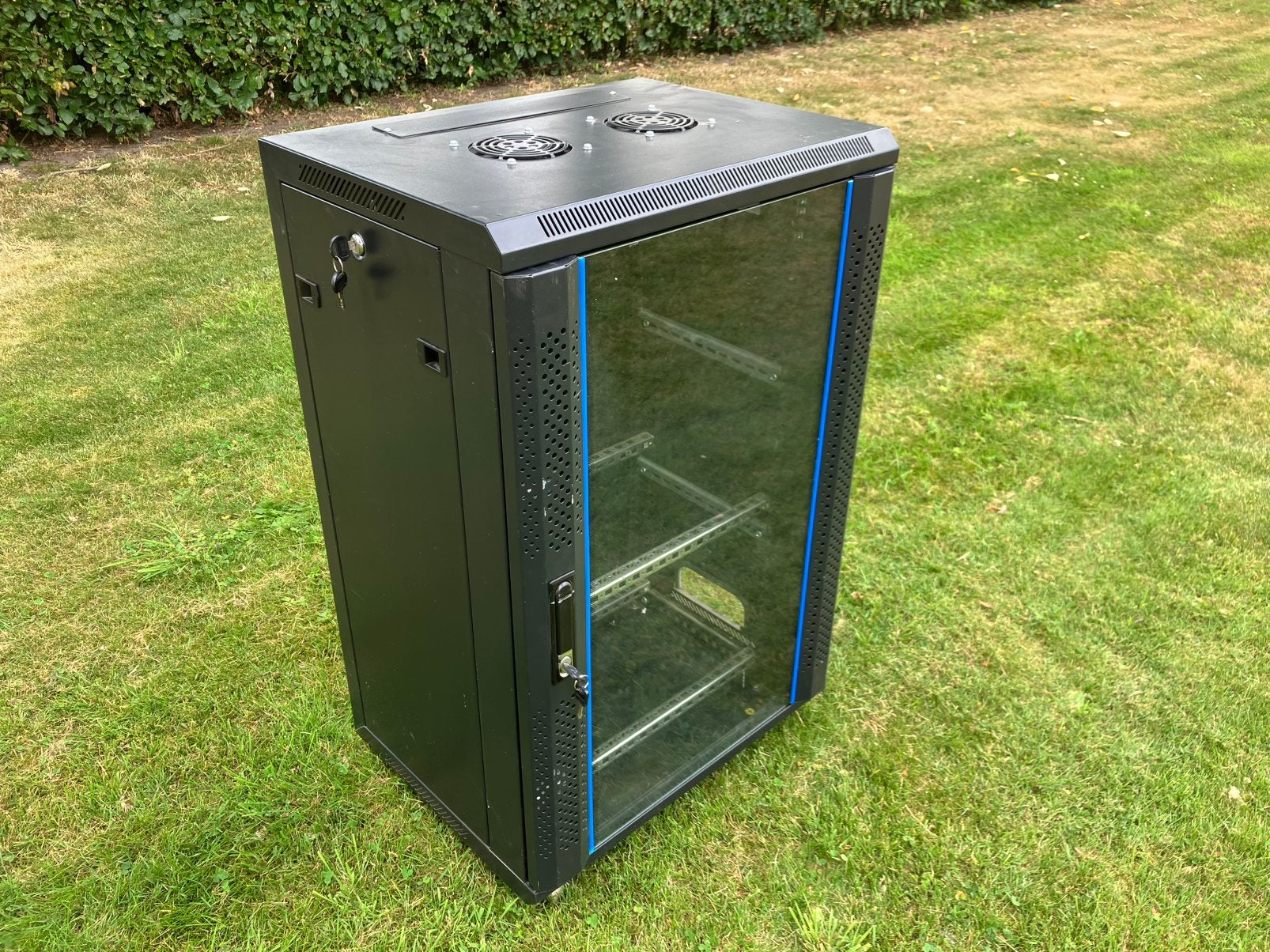 Verrijdbare serverkast apparatuurkast IT-kast 95x60x45cm, Ophalen, Gebruikt, Glas, Plaatstaal