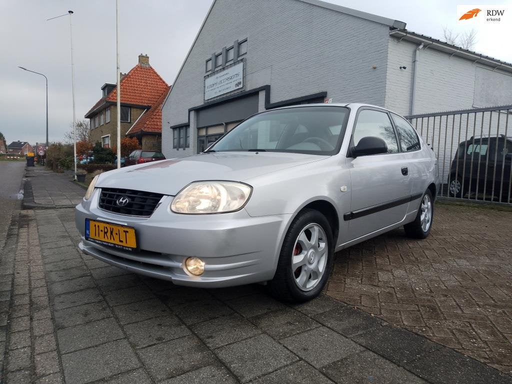 Hyundai Accent 1.6i 2005 Airco Exportkoopje, Auto's, Voorwielaandrijving, Accent, Gebruikt, 1599 cc
