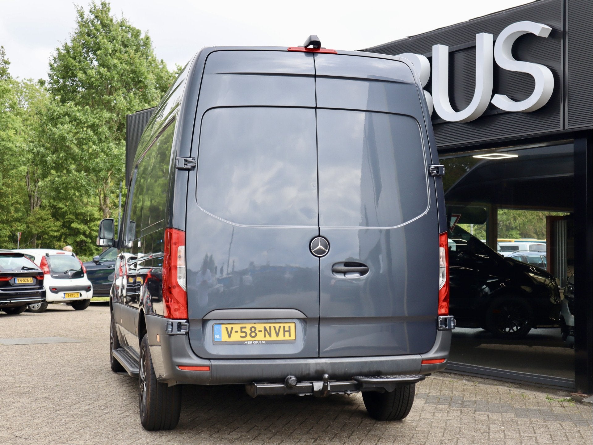Mercedes-Benz Sprinter 317 AUTOMAAT L2H2 LED CRUISE AIRCO, Automaat, Achterwielaandrijving, Gebruikt, 4 cilinders