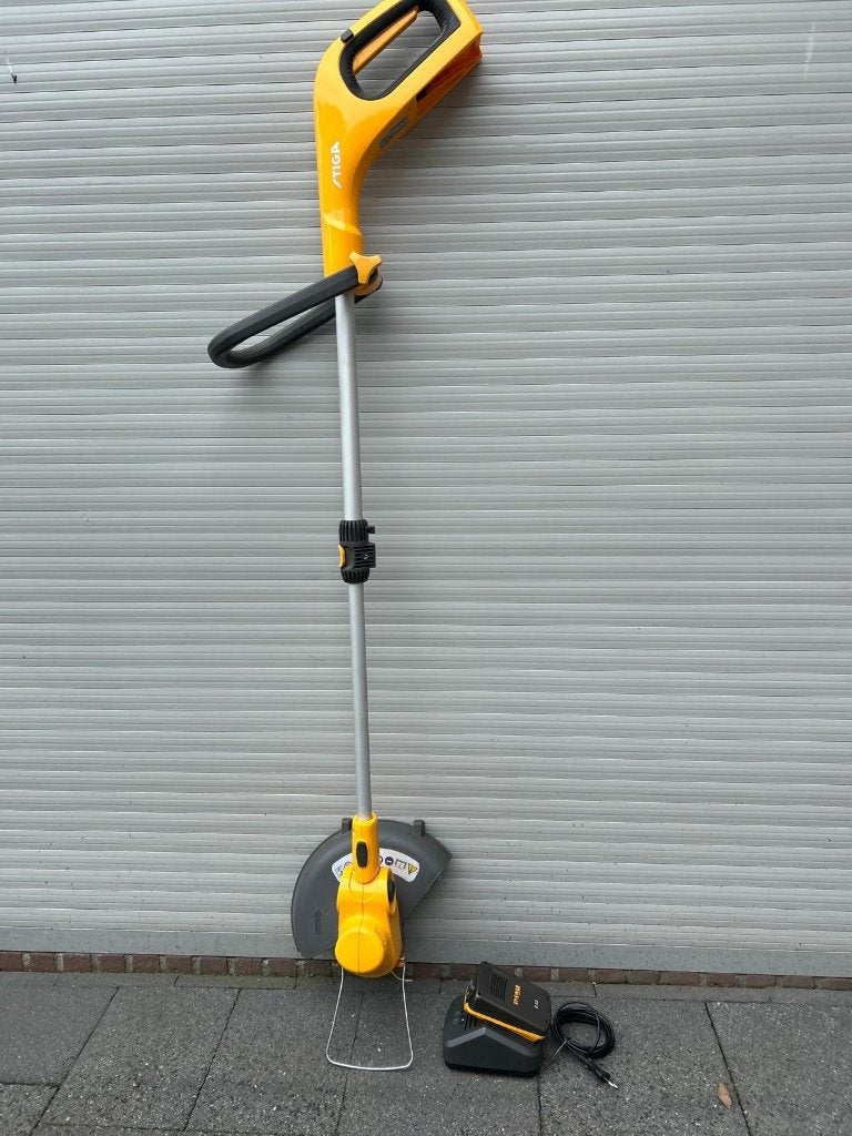 Stiga accu kantenmaaier, Ophalen of Verzenden, Zo goed als nieuw, Elektrisch, Stiga
