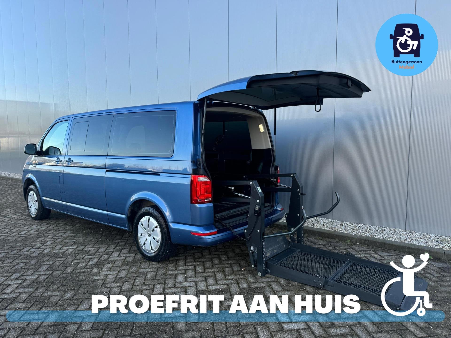 Volkswagen Transporter Caravelle L2 Rolstoelbus Rolstoel Voo, Auto's, Bestelauto's, Voorwielaandrijving, 12 maanden, Stof, Gebruikt