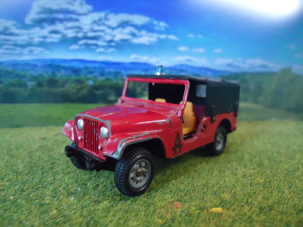 1/43 Jeep Willy's CJ-6 - Mattel Mebetoys A-81 brandweer, Ophalen of Verzenden, Gebruikt, Auto, Overige merken