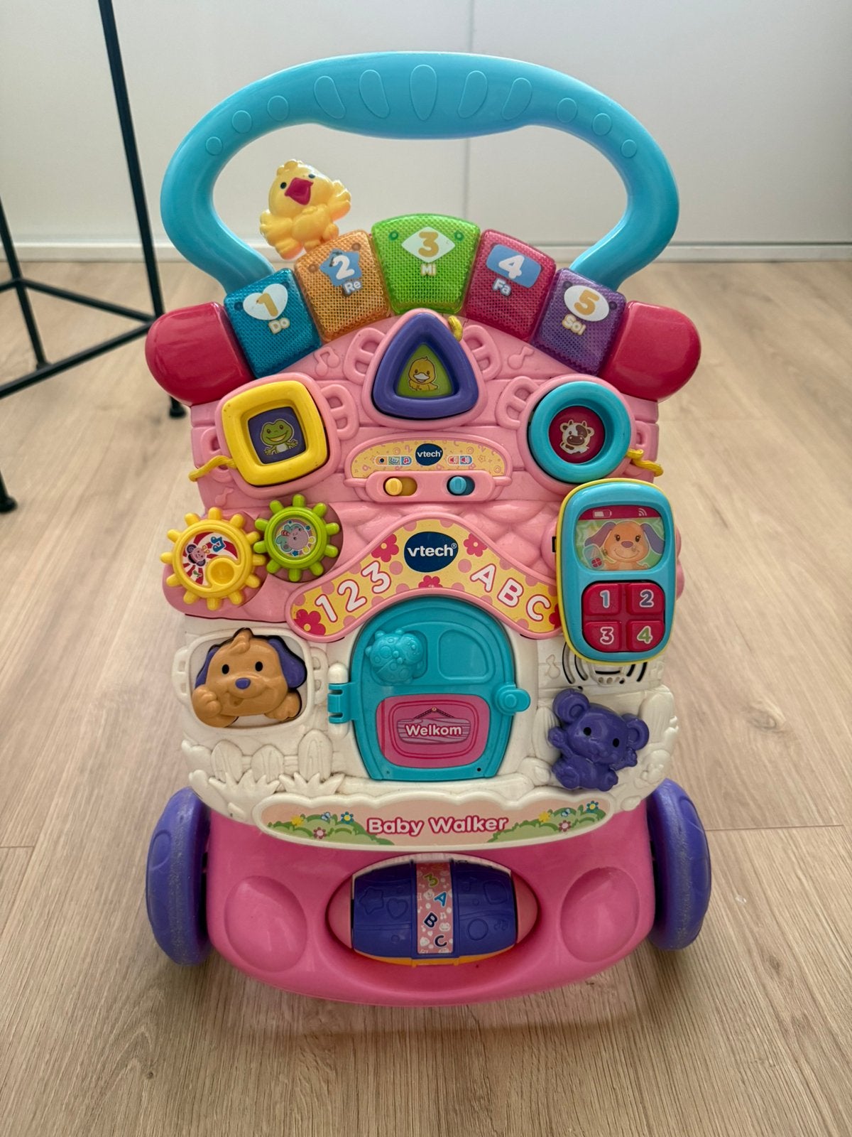 V tech roze loopwagen, Kinderen en Baby's, Speelgoed | Vtech, Ophalen, Zo goed als nieuw, 6 maanden tot 2 jaar