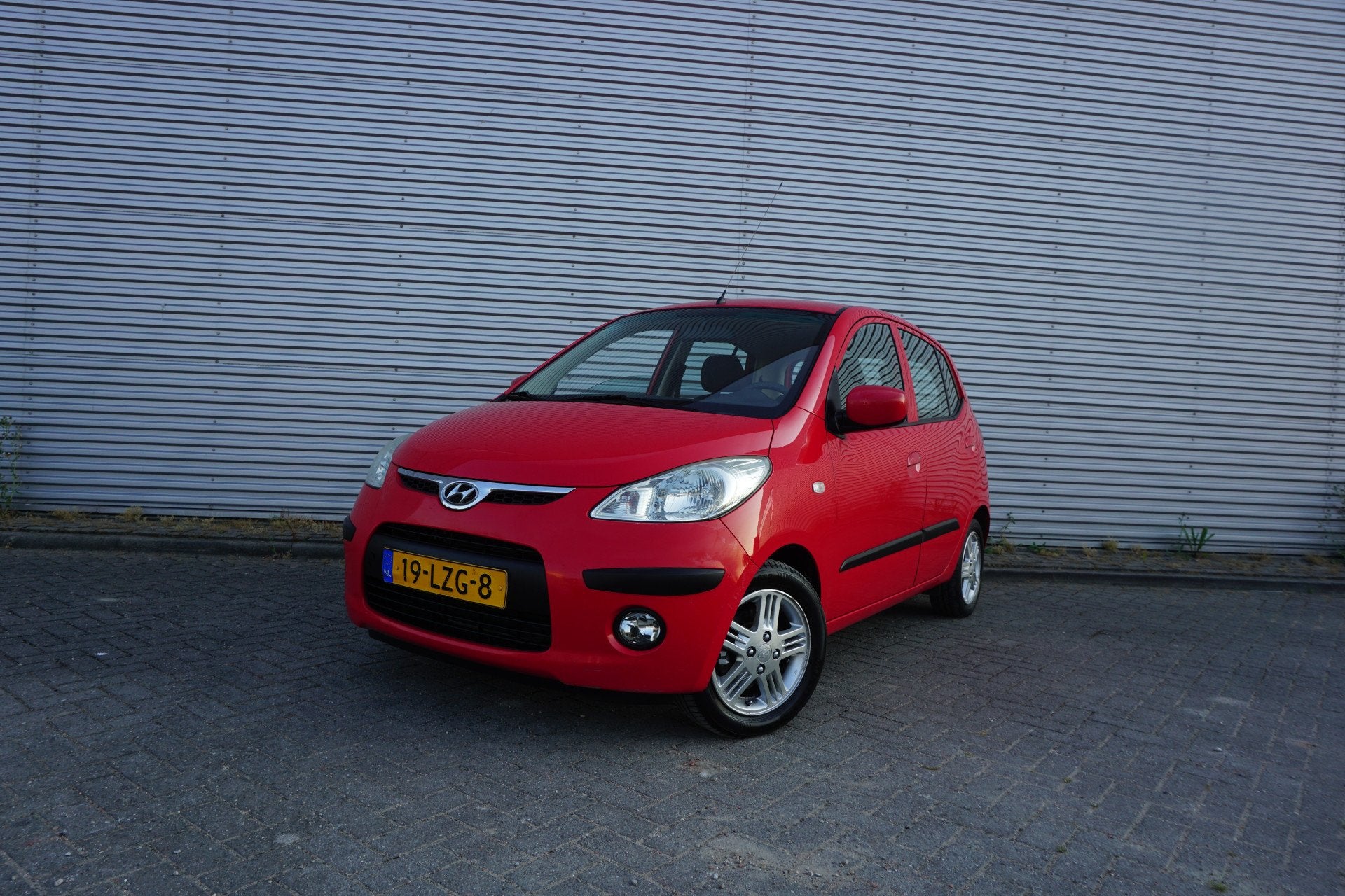Hyundai i10 1.1 Dynamic XL Airco / Elektr. ramen / Lm velgen, Auto's, Stof, Gebruikt, 31 €/maand, 4 cilinders