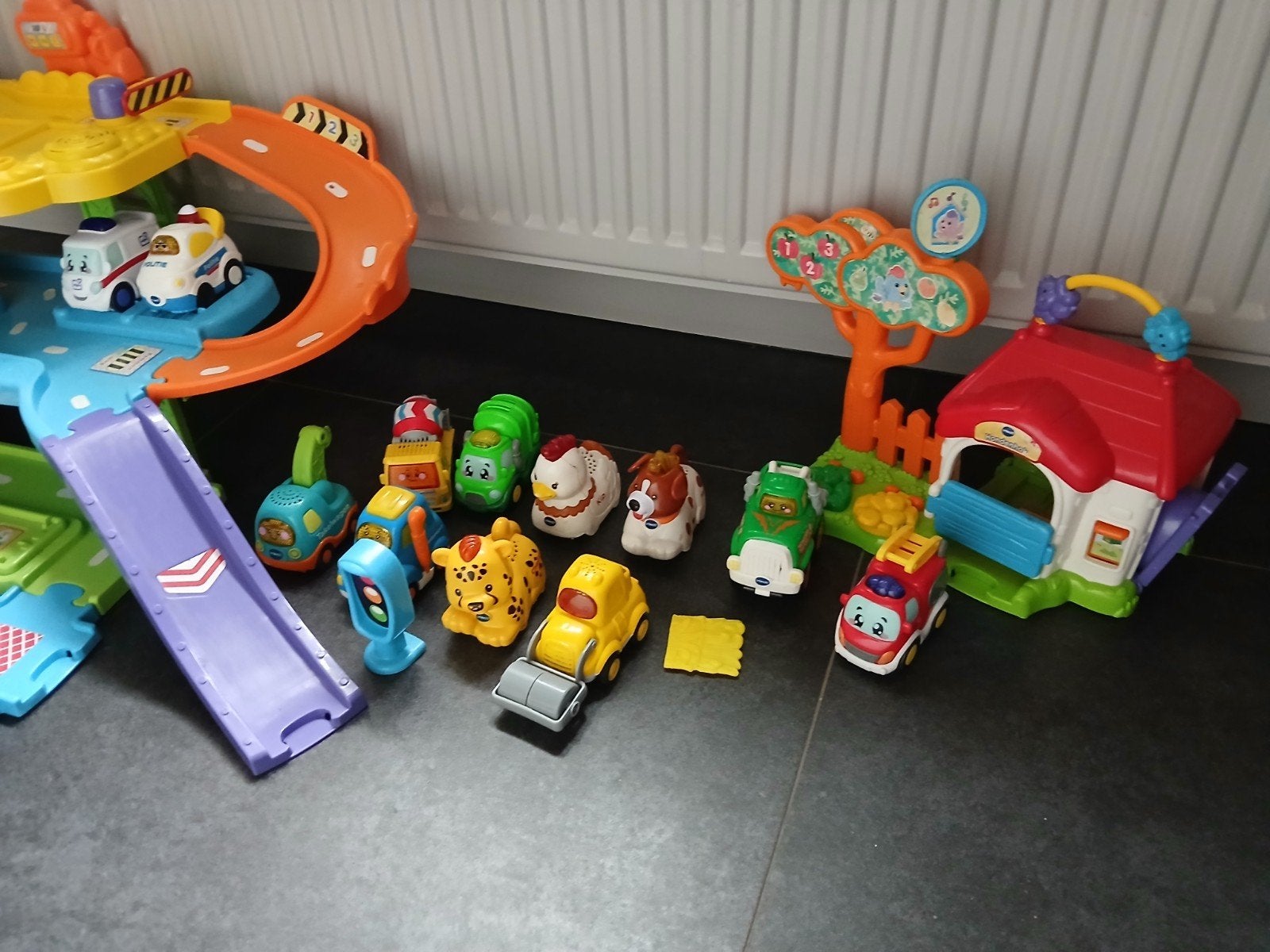 VTech Toet Toet Auto's, Vrolijke Vriendjes & meer!, Ophalen, Gebruikt, Jongen of Meisje