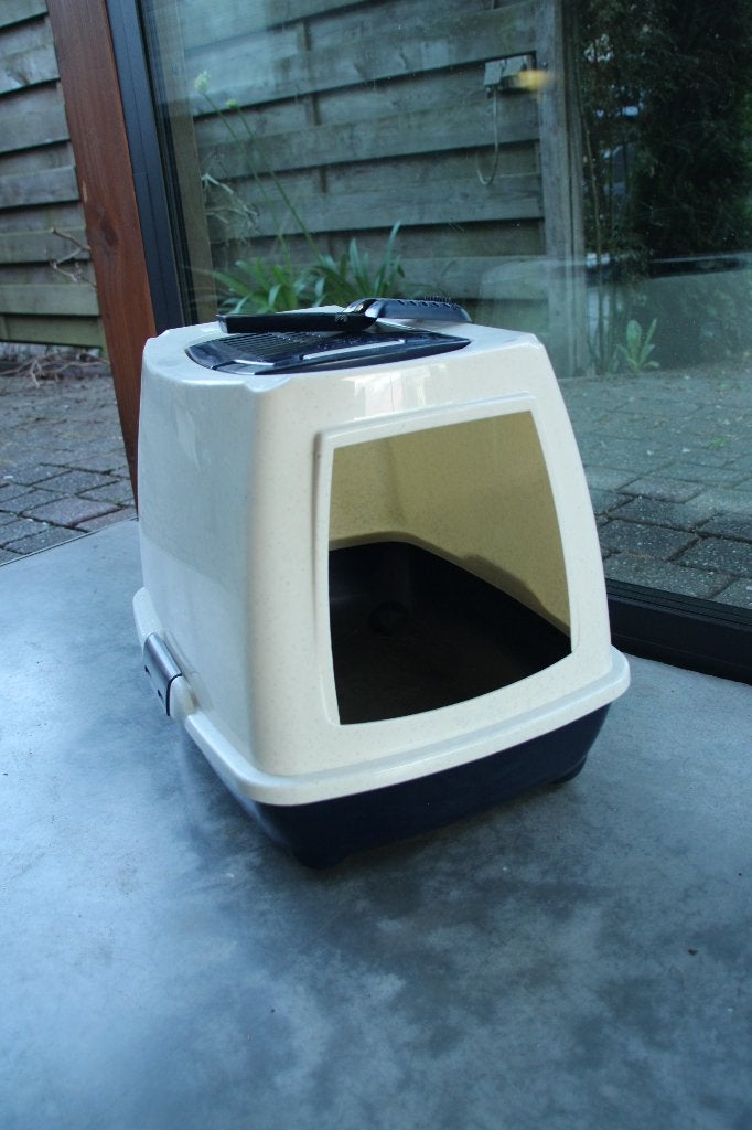 kattenbak met schepje, Ophalen, Gebruikt, Open