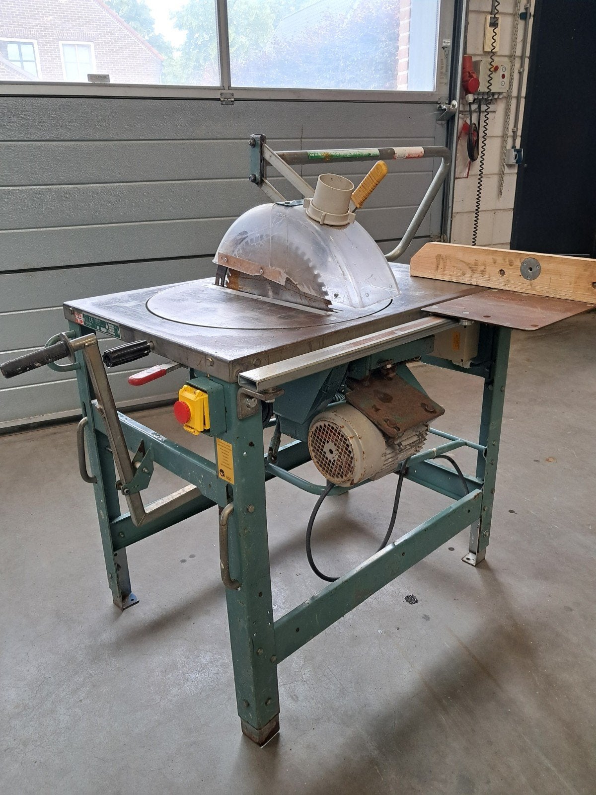 Gjerde 1603 400v bouwzaag zaagmachine, Ophalen