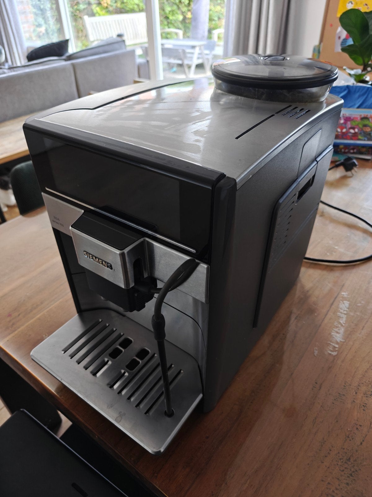 Siemens EQ.6 S700 koffiemachine, Witgoed en Apparatuur, Ophalen, Gemalen koffie, Gebruikt, 10 kopjes of meer