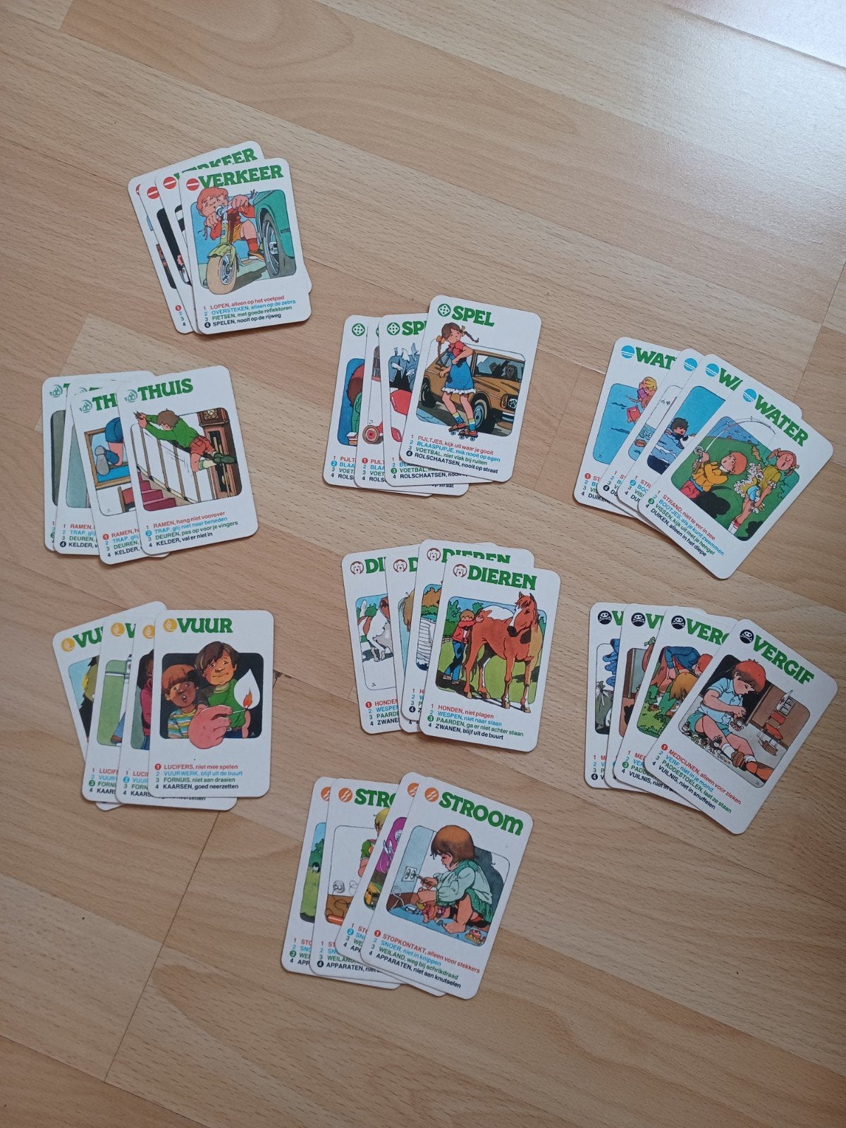Veiligheids kwartet spel, compleet, Verzamelen, Ophalen of Verzenden, Zo goed als nieuw, Kwartet(ten)