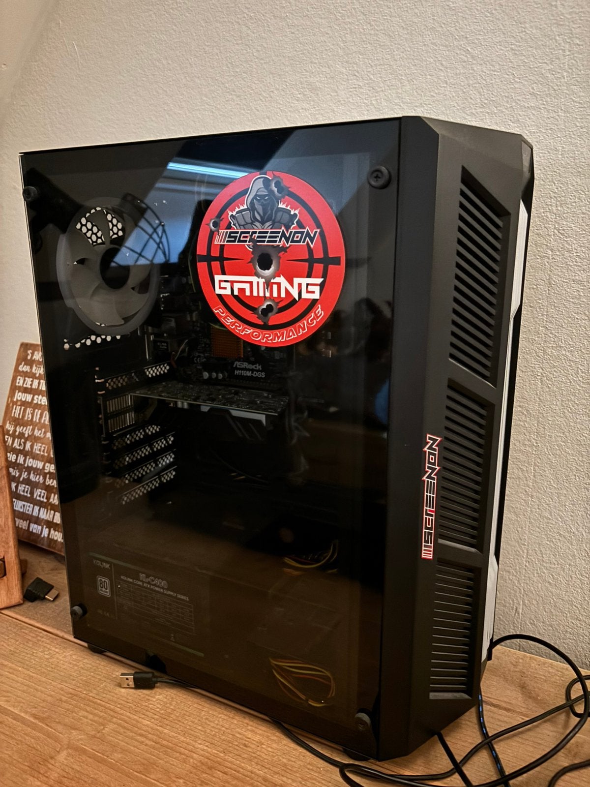 Gaming PC + accessoires, Zo goed als nieuw, Gaming, 16 GB, Ophalen