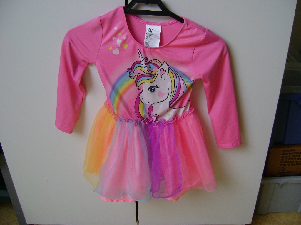 roze vekleed 1hoorn jurkje met tule laag van h&m mt 98/104, Kinderen en Baby's, Carnavalskleding en Verkleedspullen, Ophalen of Verzenden