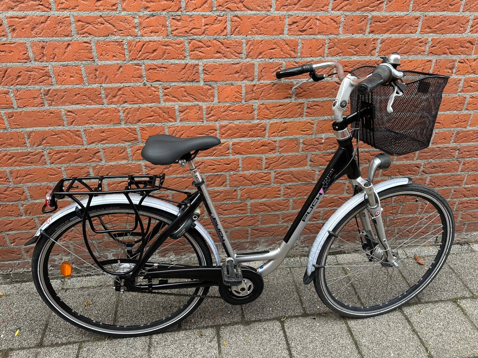 Damesfiets Puch 28 inch 7 versnell met fietsmand, 53 tot 56 cm, Versnellingen, Zo goed als nieuw, Ophalen