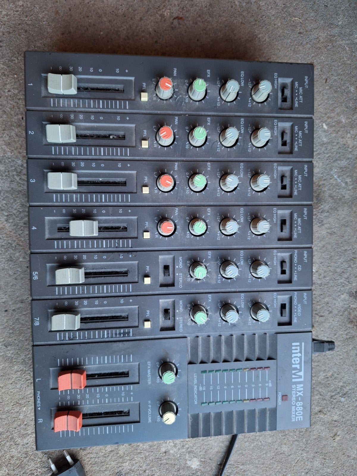 Inter M MX-880E Stereo Mixer Mengpaneel, Ophalen of Verzenden, Gebruikt, 5 tot 10 kanalen, Microfooningang