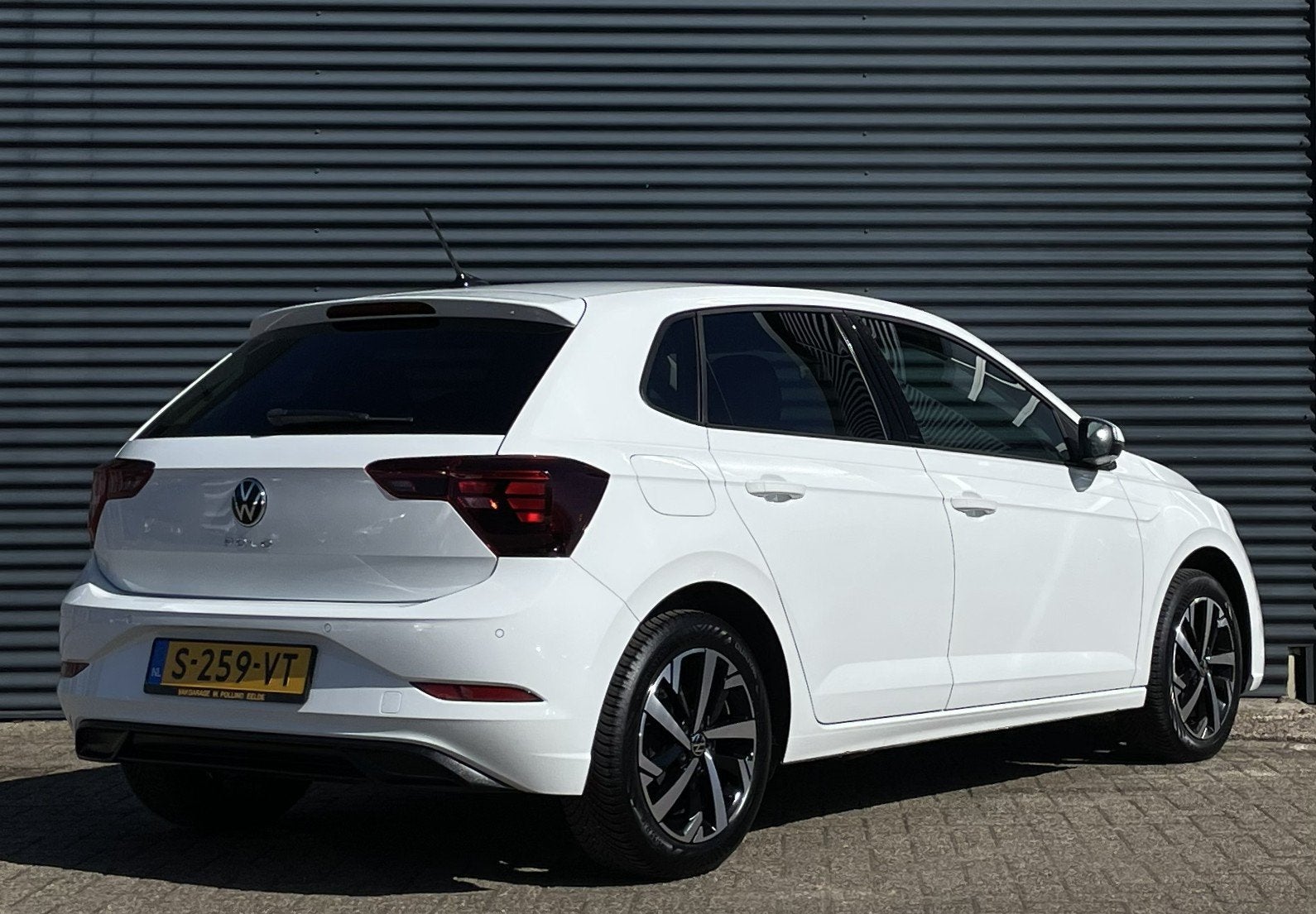 Volkswagen Polo 1.0 TSI 95pk Keyless/Camera/Carplay, Voorwielaandrijving, Stof, Gebruikt, Origineel Nederlands