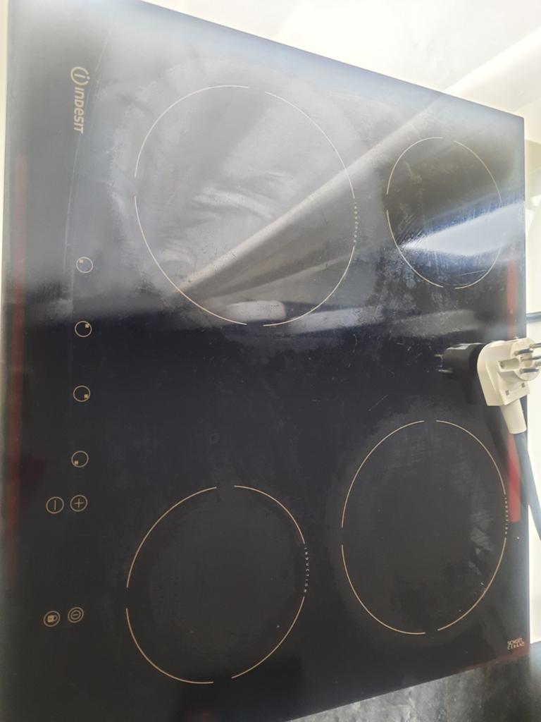 Indesit inductiekookplaat - 4 zones, Gebruikt, Inbouw, Inductie, 4 kookzones