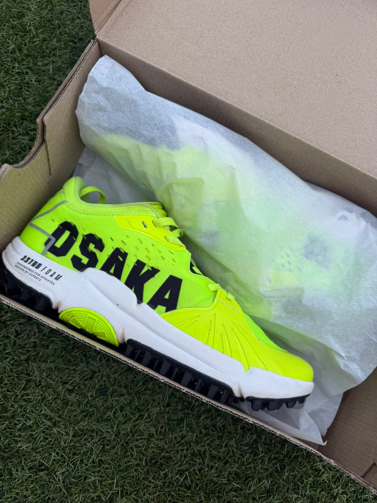 Osaka hockeyschoenen unisex maat 38, Ophalen of Verzenden, Zo goed als nieuw, Schoenen