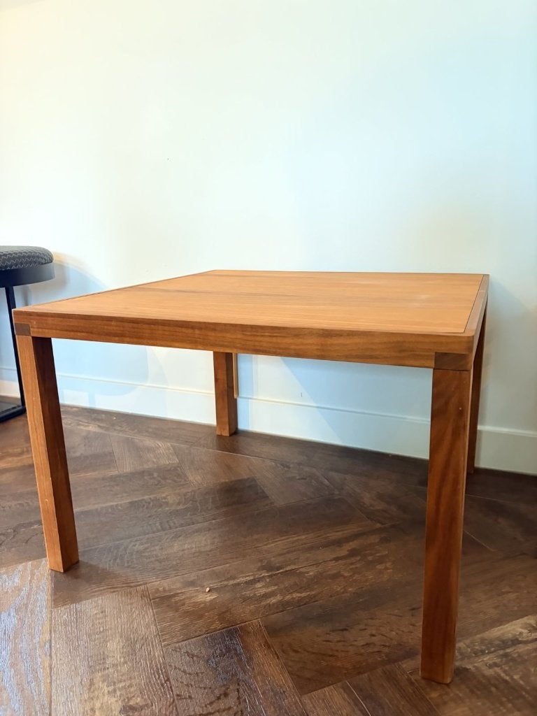 Bolia salontafel walnoot 60x60 cm, Huis en Inrichting, Gebruikt, 50 tot 100 cm, Vierkant, 5 – 50