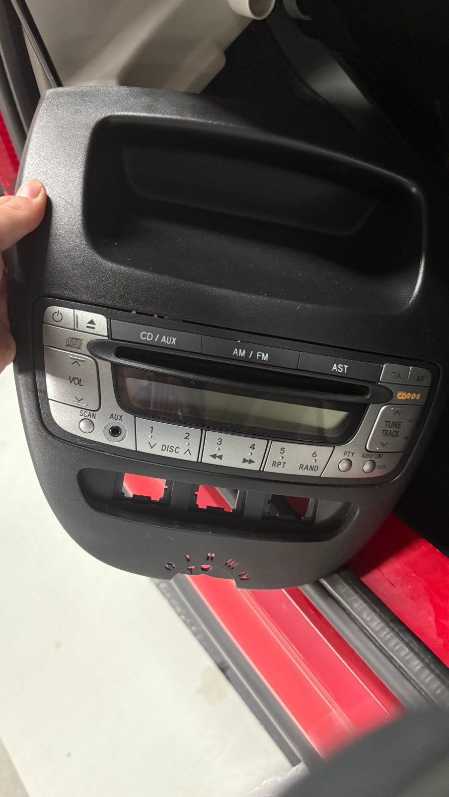Radio peugot 107, Ophalen, Gebruikt