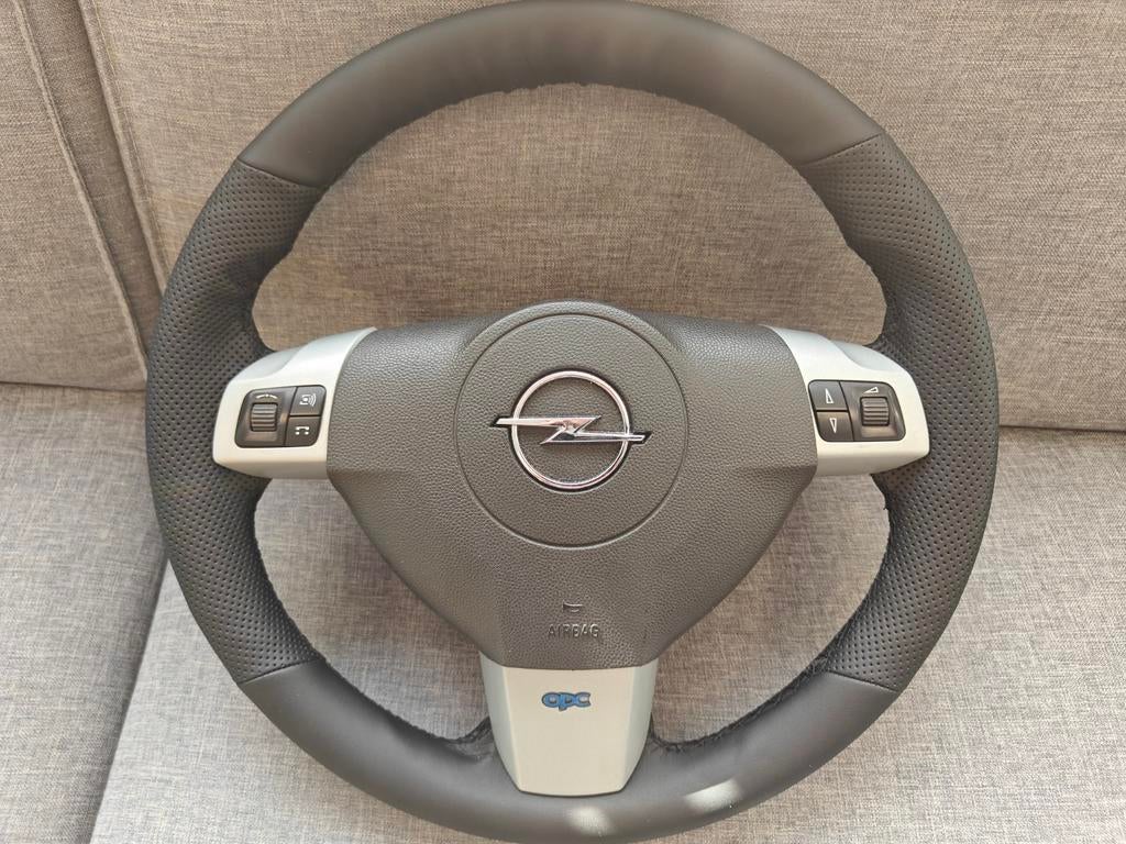 Nieuw bekleed stuur voor de opel Astra H OPC, Auto-onderdelen, Ophalen of Verzenden, Nieuw, Opel