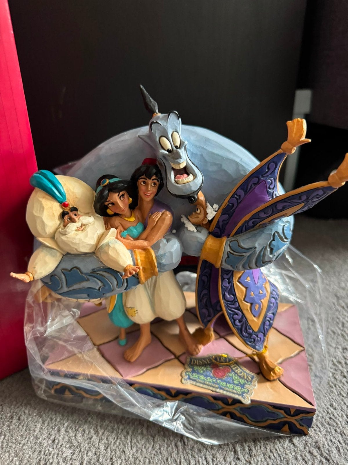 Disney Traditions Aladdin, Jasmine en Genie beeldje, Verzamelen, Ophalen, Overige figuren, Zo goed als nieuw, Beeldje of Figuurtje