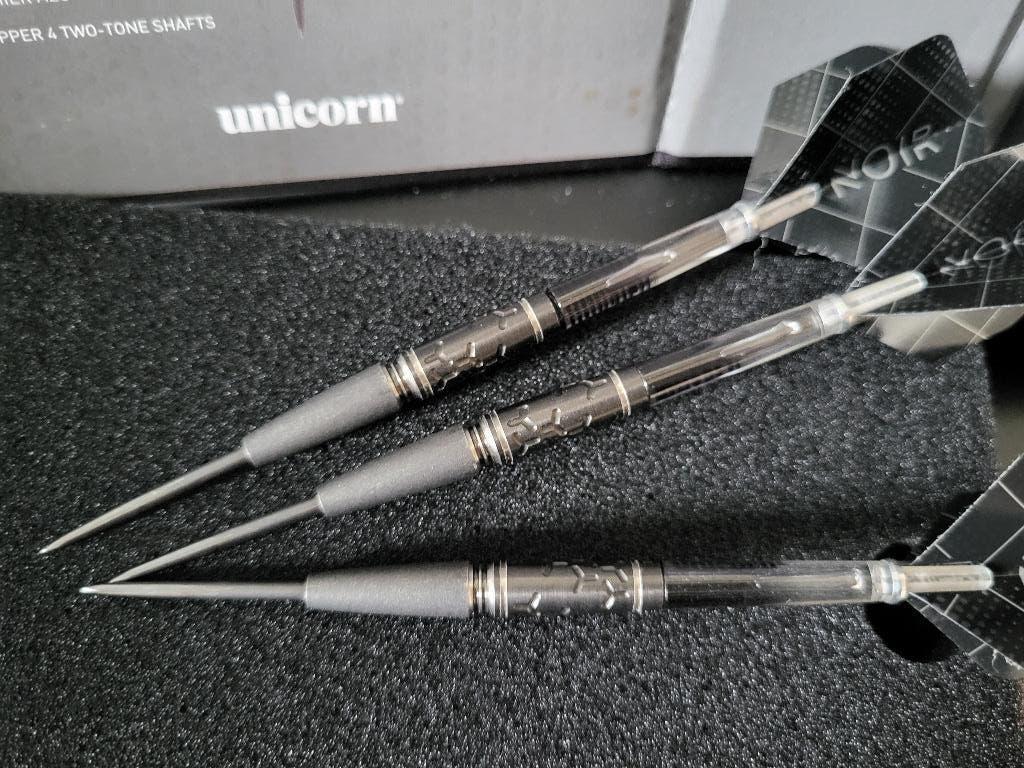 Unicorn Jelle Klaasen Nior 97% 20 gram, Sport en Fitness, Darts, Verzenden, Zo goed als nieuw, Pijlen