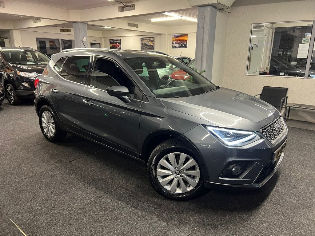 SEAT Arona 1.0 TSI *Automaat*Keyless*NAP*NL*Xenon*, Auto's, Automaat, Parkeersensor, Gebruikt, 116 pk