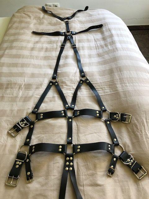 Lederen body harness, Kleding | Dames, Tops, Zo goed als nieuw, Zwart, Zonder mouw, Verzenden