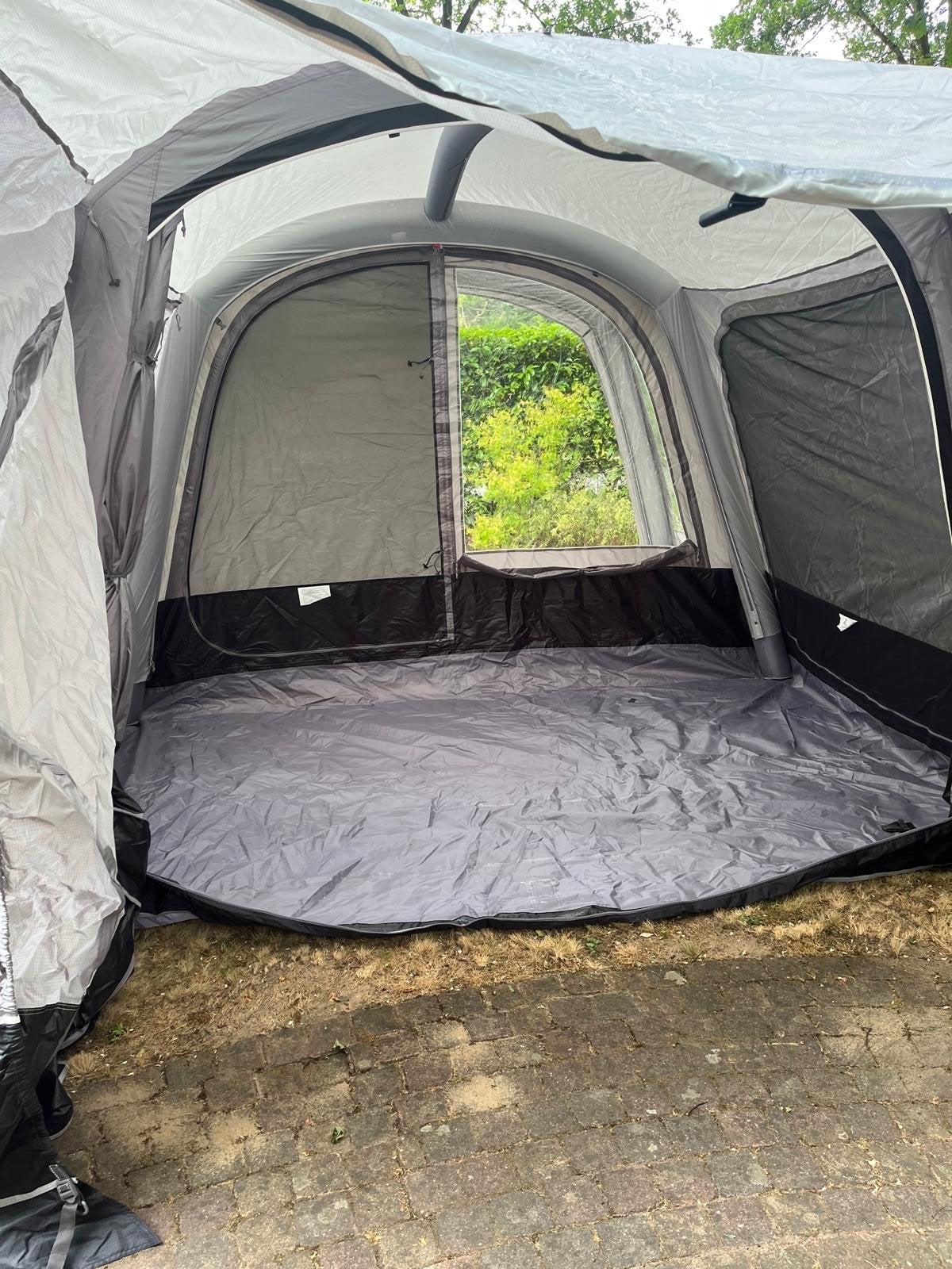 Vango Cruz AirBeam luifel voor camper of caravan, Ophalen, Zo goed als nieuw, Tot en met 4
