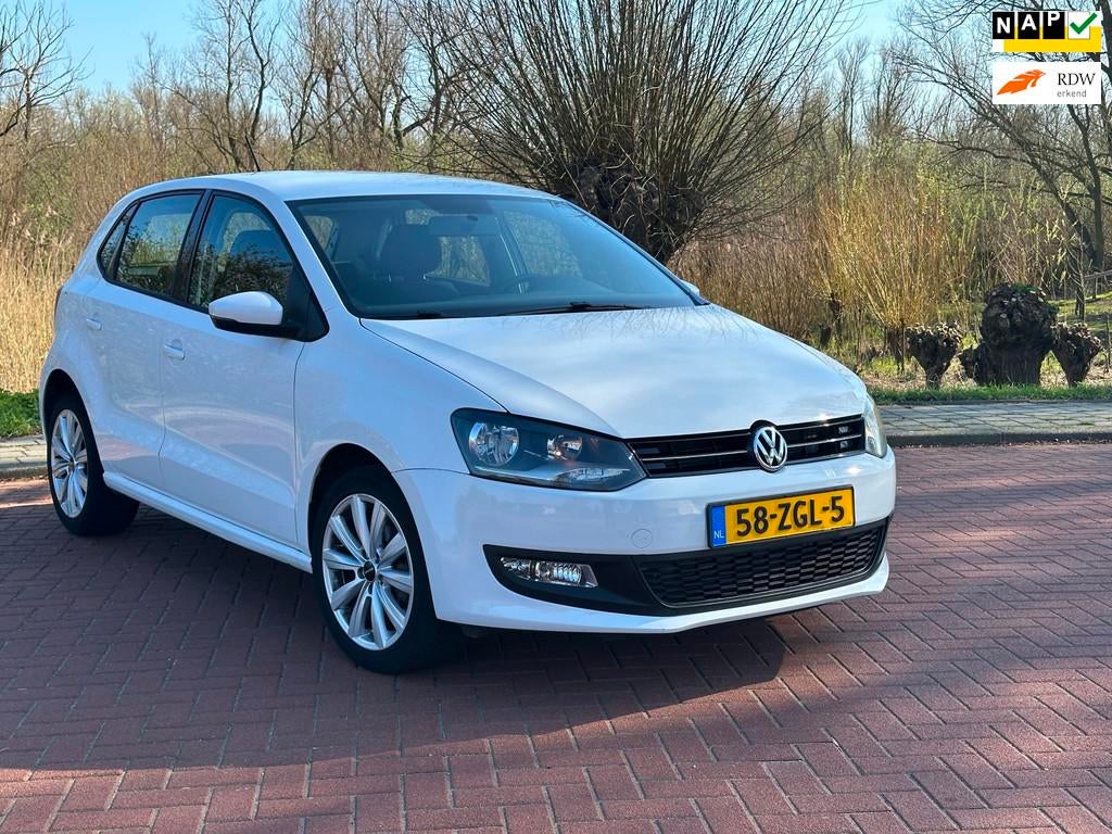 Volkswagen Polo 1.2 TSI BlueMotion Comfort Edition Nap/Navi, Voorwielaandrijving, Euro 5, 4 cilinders, Wit