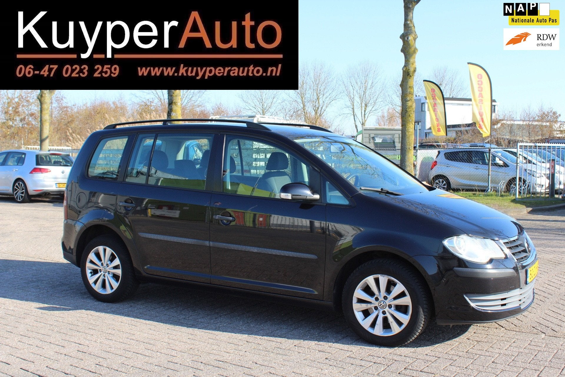 Volkswagen Touran 1.4 TSI Optive goed onderhouden distr set, Auto's, Volkswagen, Voorwielaandrijving, Gebruikt, 4 cilinders, Zwart