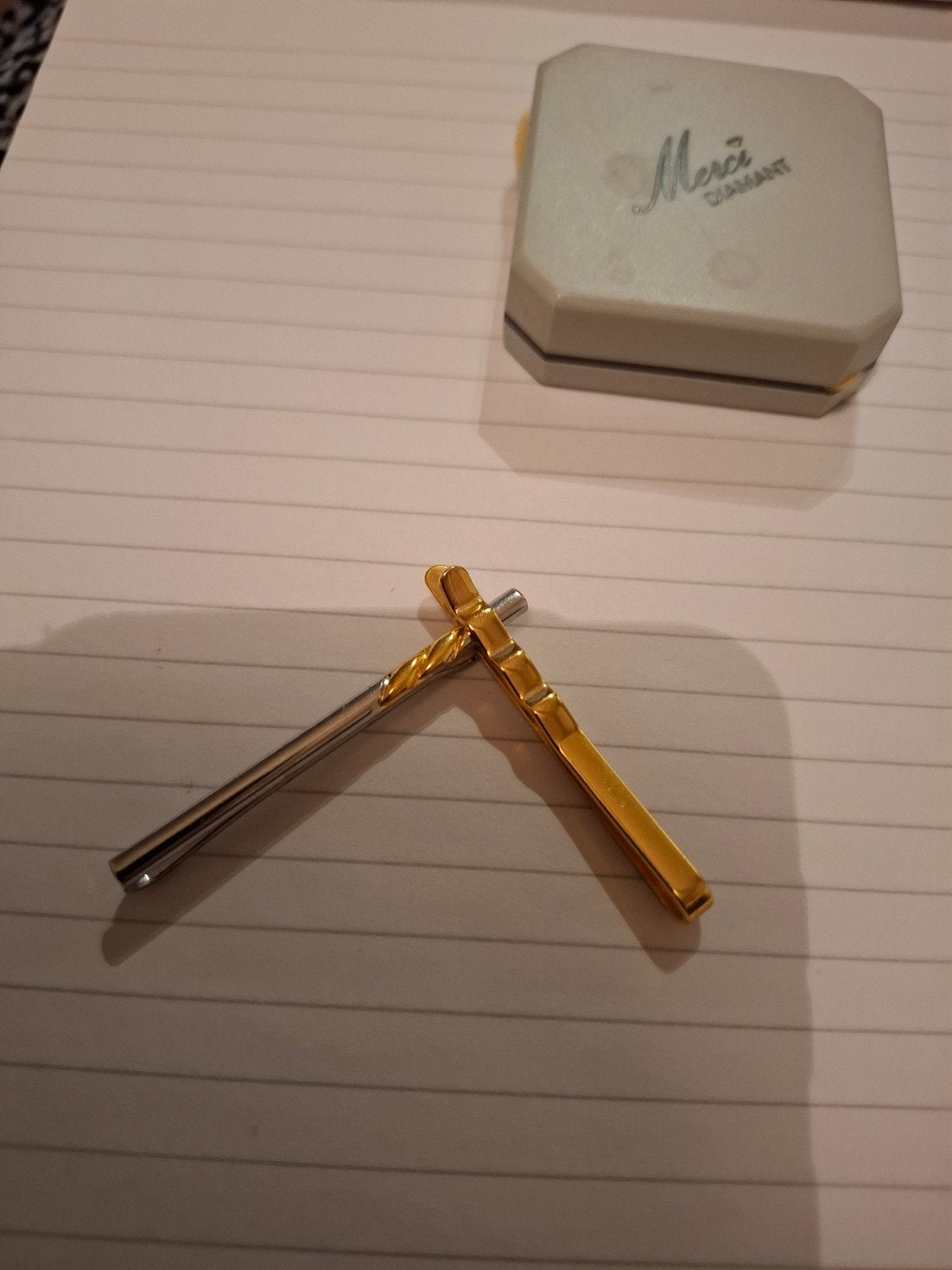Gouden en Zilveren Dasspeld Set - Elegant en Tijdloos, Ophalen of Verzenden, Zo goed als nieuw, Overige materialen, Verzilverd