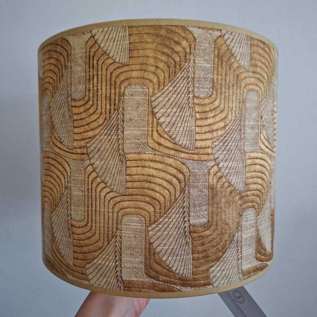 Nieuwe handgemaakte lampenkap Casal goud 30 cm, Huis en Inrichting, Lampen | Lampenkappen, Ophalen of Verzenden, Nieuw, Rond, Minder dan 25 cm