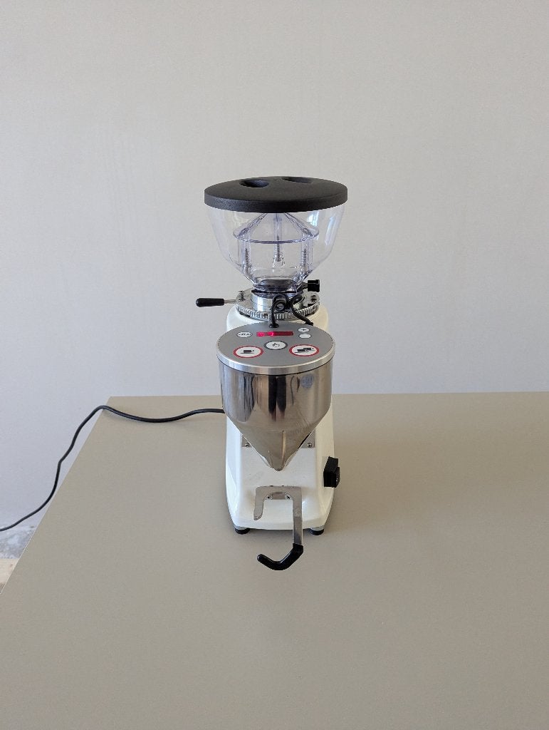 Mazzer Mini Electronic A Koffiemolen – Zo goed als nieuw!, Witgoed en Apparatuur, Ophalen, Espresso apparaat, Koffiebonen, Zo goed als nieuw