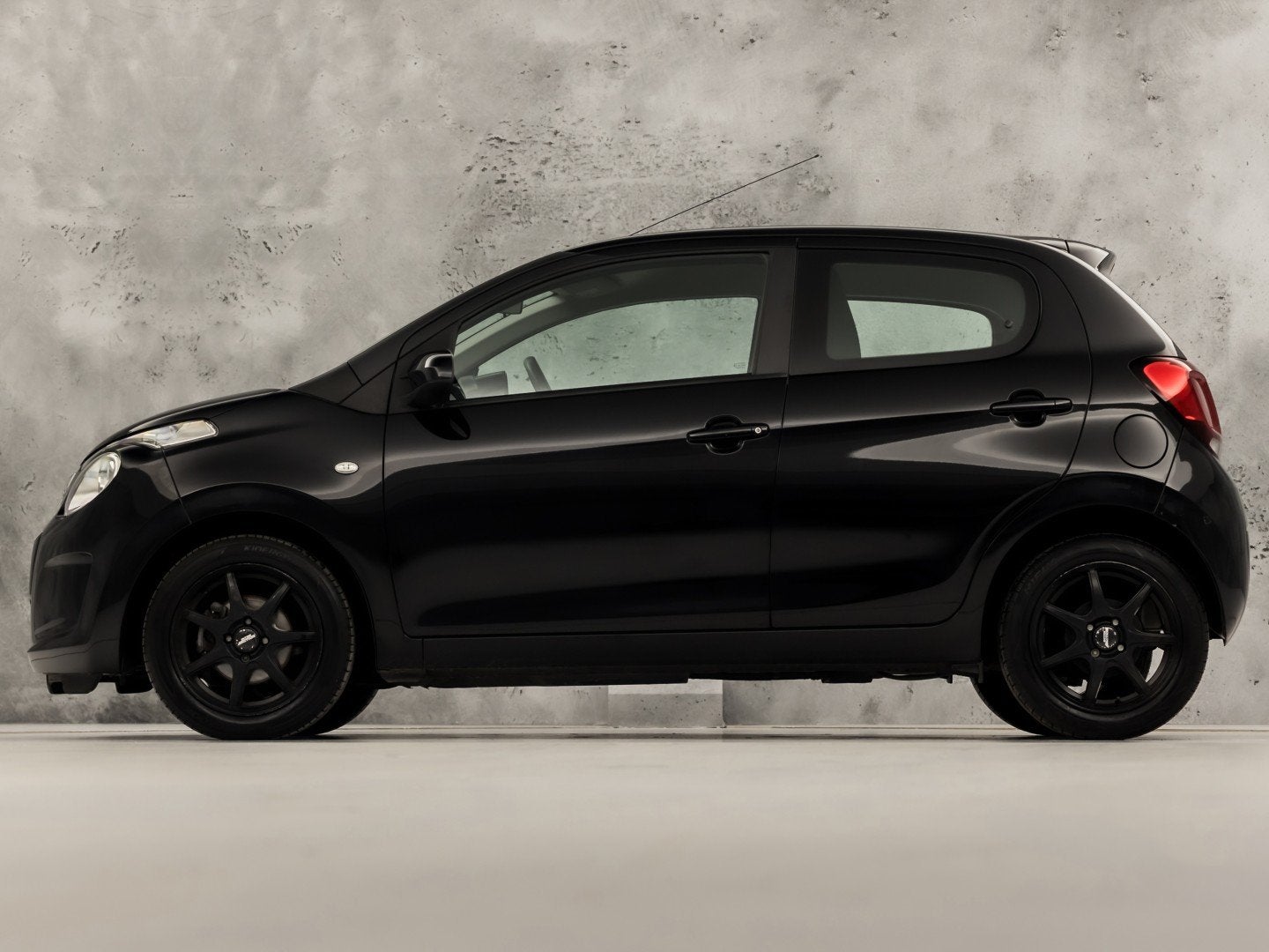 Citroën C1 1.0 e-VTi Shine Sport (5 DEURS, SCHERM, CRUISE,, Auto's, Voorwielaandrijving, 12 maanden, Stof, Gebruikt