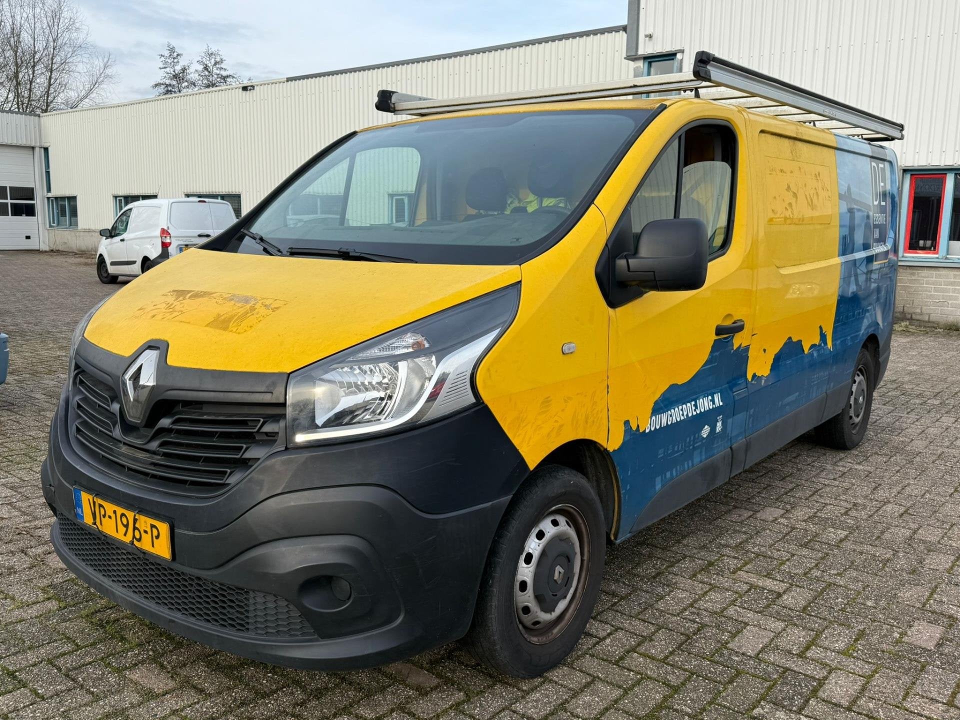 Renault Trafic 1.6 dCi T29 L2H1 Générique BUS DEFECT, Auto's, Voorwielaandrijving, Euro 5, 15 km/l, Gebruikt