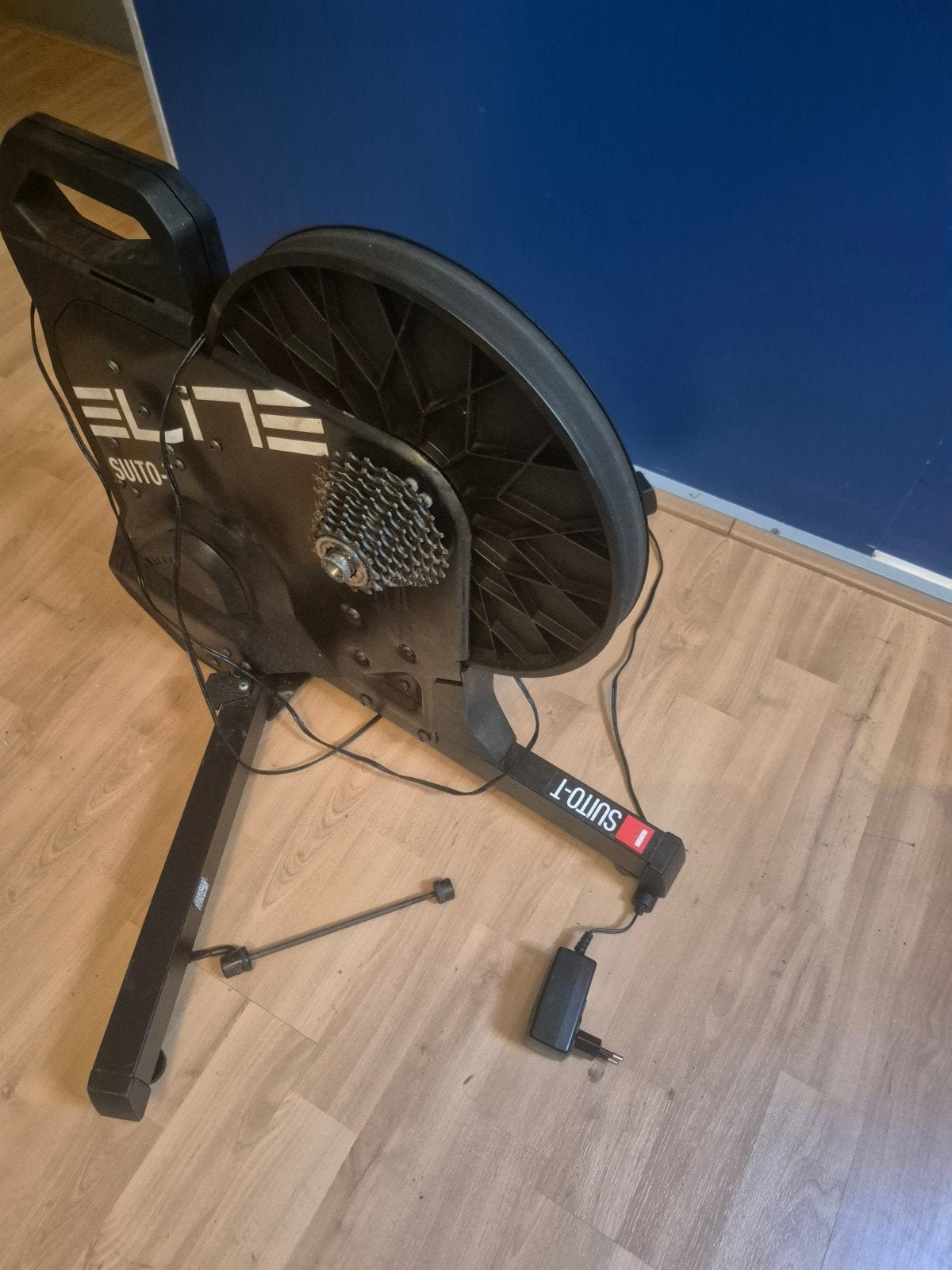 Elite Suito-T Direct Drive Fietstrainer, Sport en Fitness, Ophalen of Verzenden, Zo goed als nieuw, Overige typen