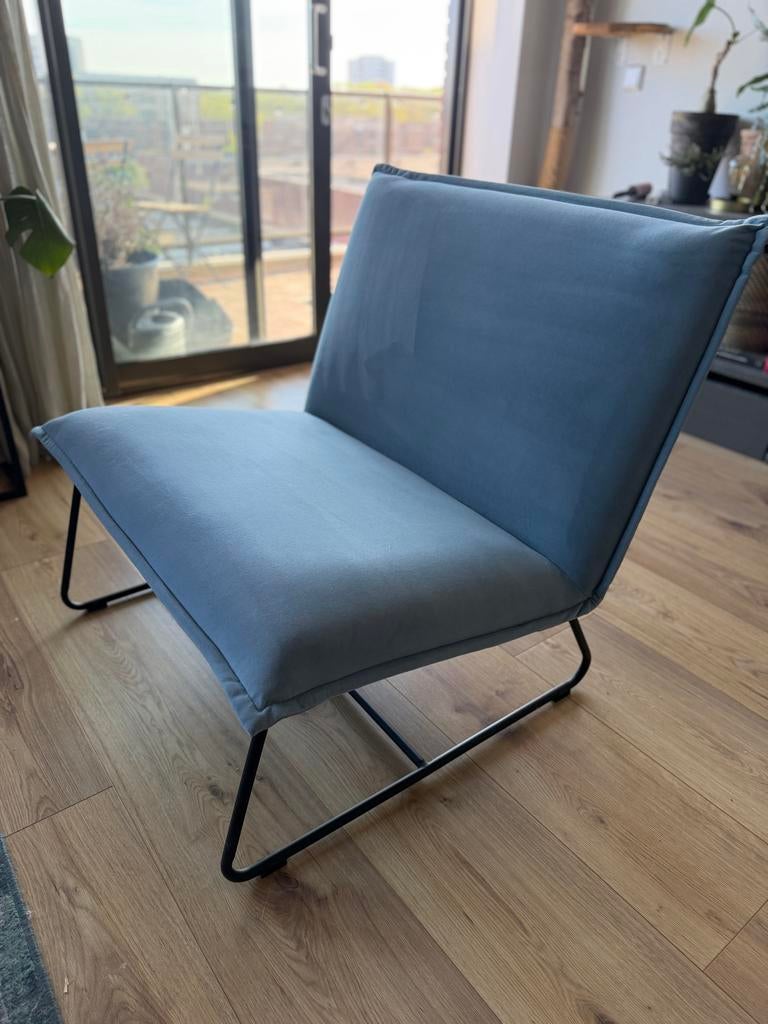 Lichtblauwe Velours Stoel - Homestock Haarlem, Huis en Inrichting, Ophalen, Blauw, Zo goed als nieuw, Eén