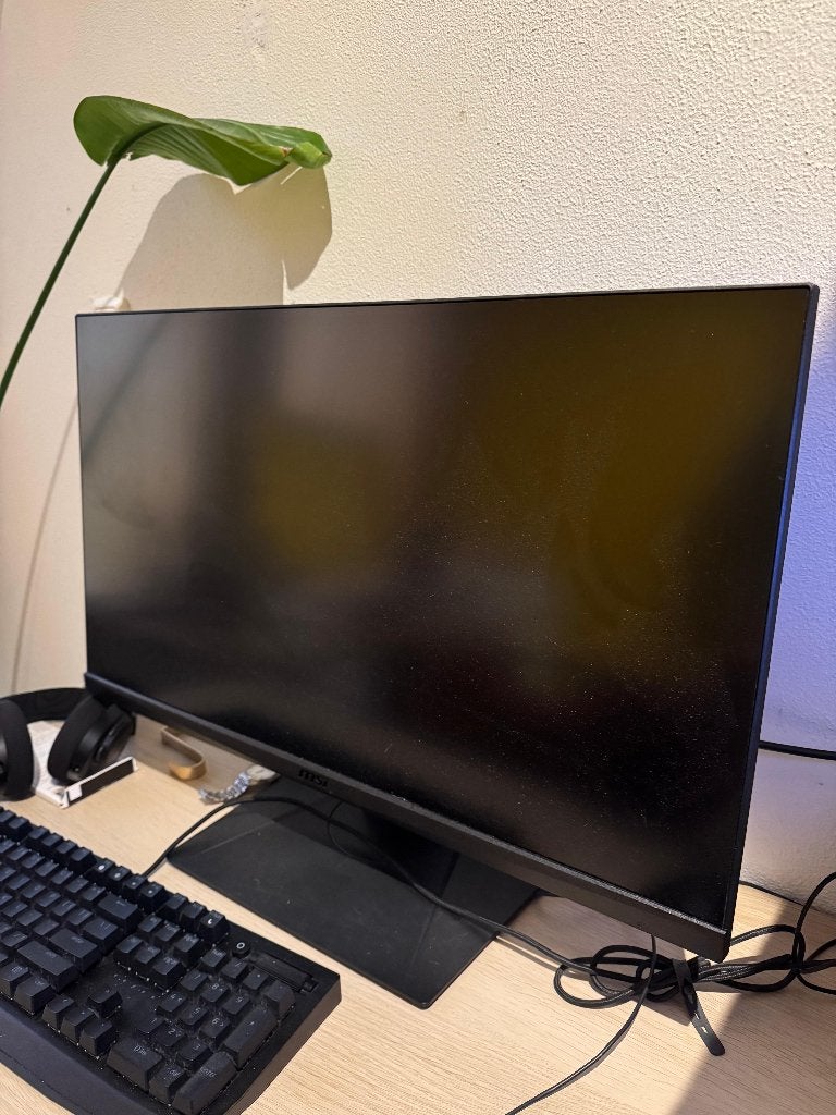 Foto 2 van MSI MAG281URF – 28" 4K 144Hz IPS
