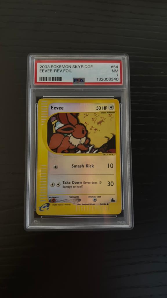Eevee skyridge, Hobby en Vrije tijd, Verzamelkaartspellen | Pokémon, Ophalen of Verzenden, Zo goed als nieuw