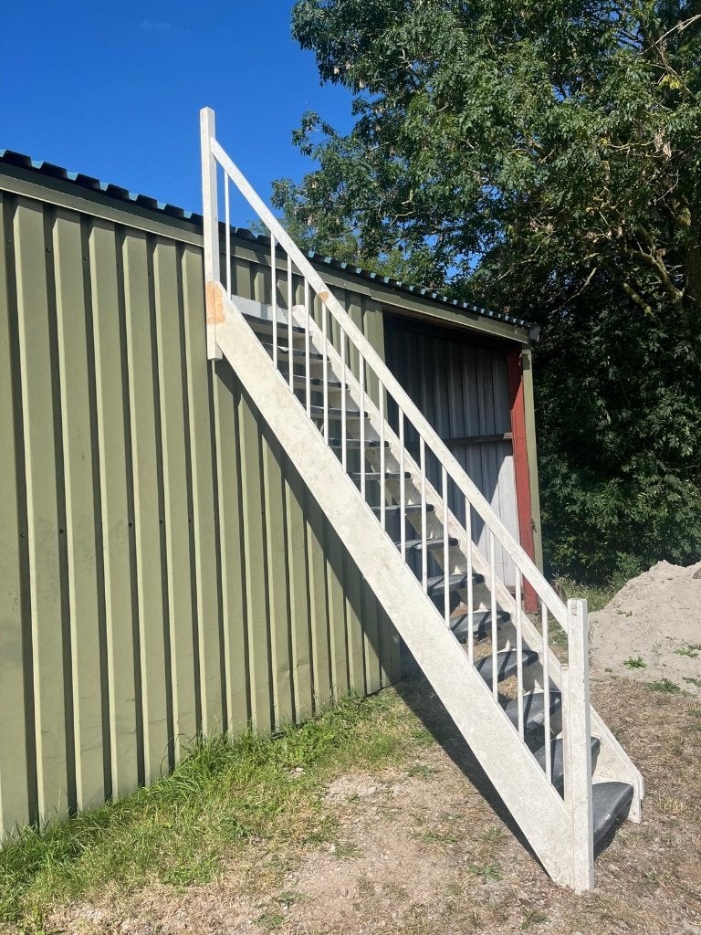 Houten verdiepingstrap met leuning | 300cm hoog & 80cm breed, Ophalen, Gebruikt, Trap, 2 tot 4 meter