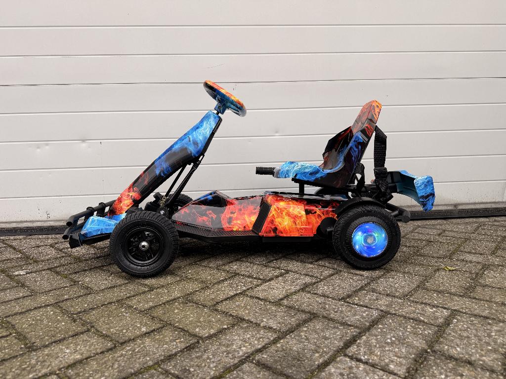 Go kart Elektrische skelter met vlammenprint go kart, Ophalen of Verzenden, Nieuw, Overige typen