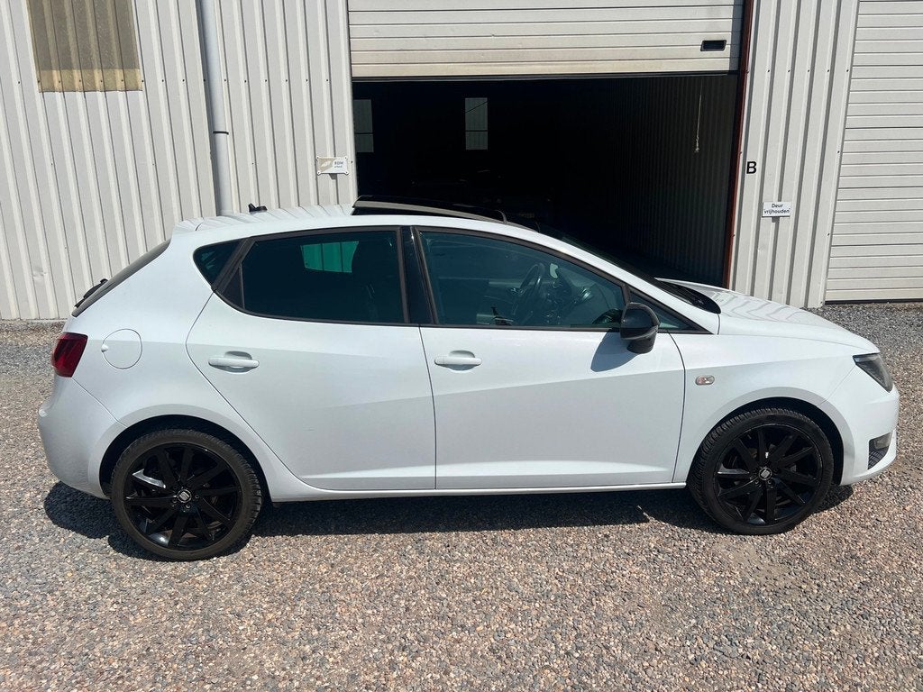 Seat Ibiza SC 1.0 EcoTSI FR SPORT PANORAMA.XENON-LED.LEER.NA, Auto's, Seat, Voorwielaandrijving, 995 kg, Origineel Nederlands