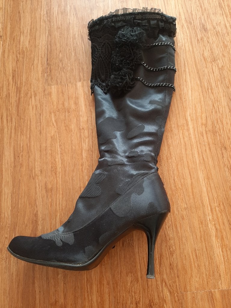 Vintage originele zwarte hoge laarzen met naaldhak - Maat 37, Kleding | Dames, Schoenen, Hoge laarzen, Zwart, Ophalen of Verzenden