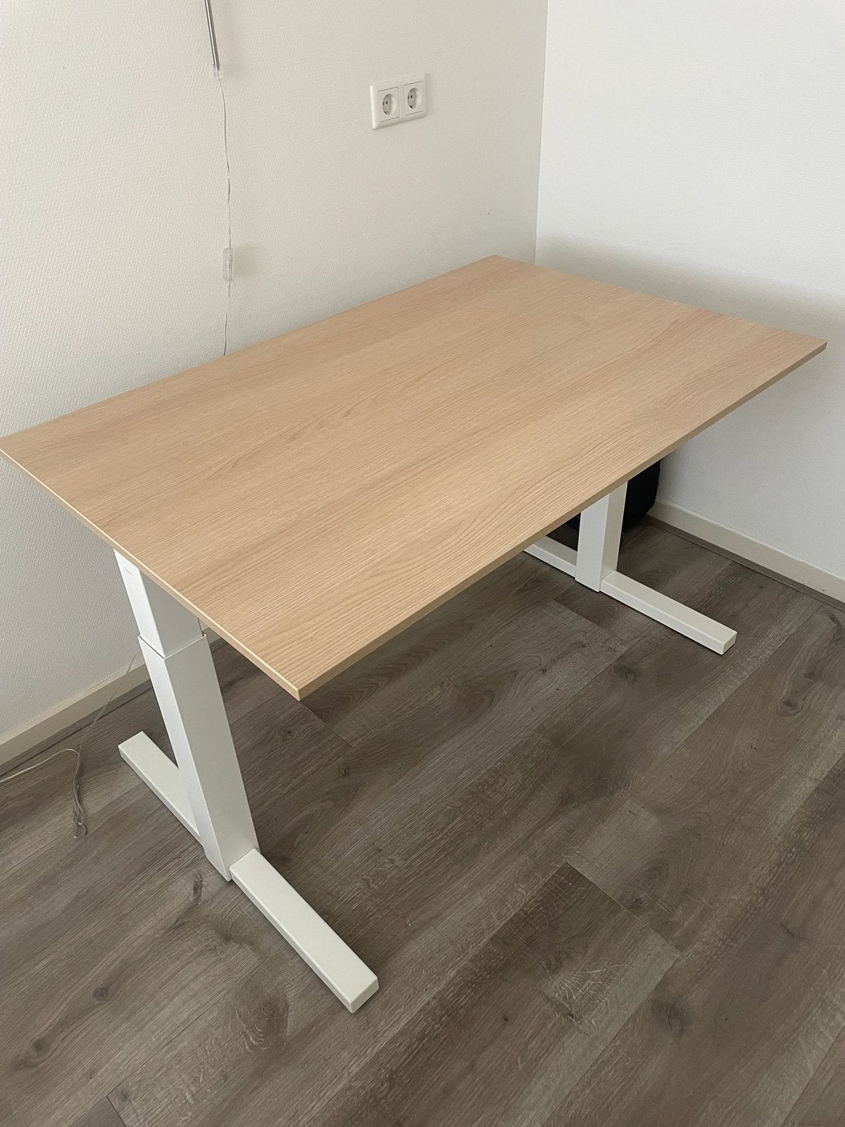 GISPEN VERSTELBAAR BUREAU, Ophalen, 120 cm, Scandinavisch, Hout