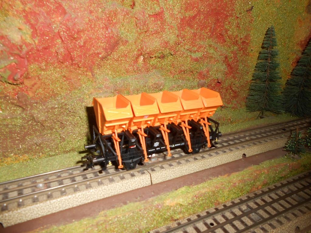 Märklin 48168 stortwagon met 5 bakken, jaarwagon 2018, Hobby en Vrije tijd, Modeltreinen | H0, Wisselstroom, Ophalen of Verzenden