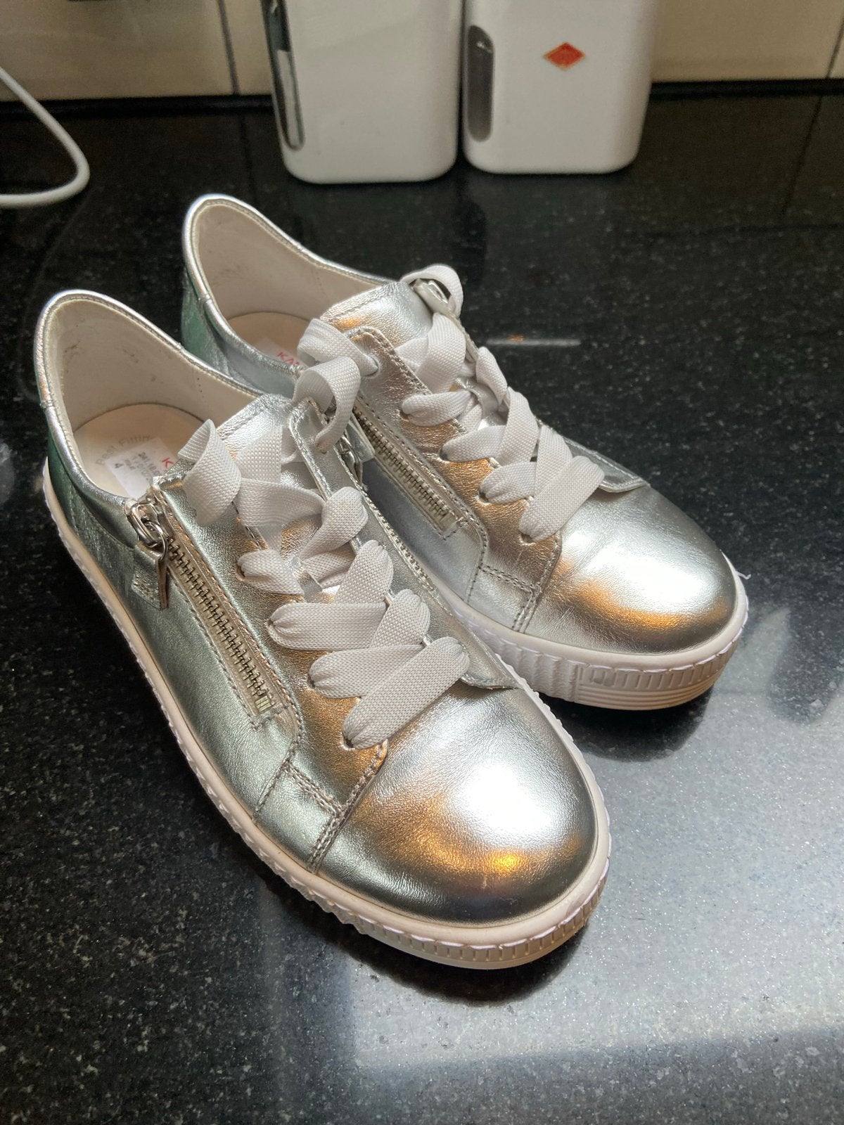 Gabor zilveren sneakers - Maat 37, Ophalen of Verzenden, Zo goed als nieuw, Overige kleuren, Sneakers of Gympen