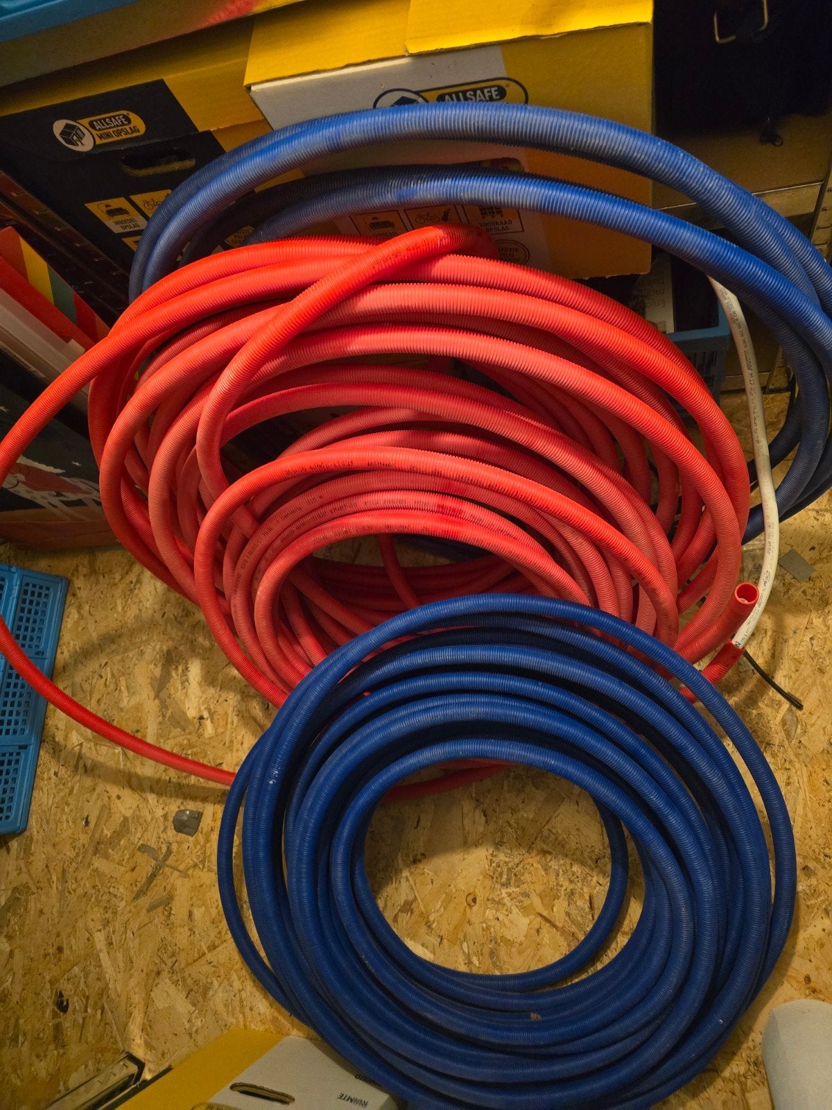Grote hoeveelheid Uponor buizen, Ophalen, Overige materialen, Minder dan 20 mm, 6 meter of meer